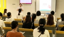 妇产科开展“母乳喂养宣传周”活动