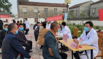 专家医疗队赴南漳义诊    在村头提供三甲医院健康服务