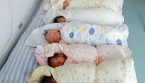 《襄阳晚报》母乳喂养要“三早”