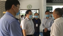 市领导到我院东院区新冠疫苗接种点调研