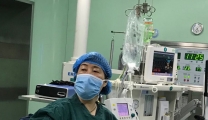 精湛医术除病痛 八旬老人展笑颜