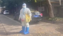 襄阳市第一人民医院住培学员和研究生抗疫侧记