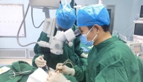 守护光明当使者  情暖病患传递爱