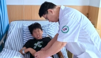 1岁娃反复尿路感染，匠医杨星海巧手驱阴霾