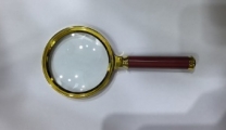 【暖心驿站】门诊新增放大镜与盲文袋，持续完善无障碍环境建设
