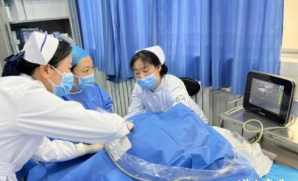 【汉水襄阳】襄阳市第一人民医院成功为7天新生儿实施PICC置管术
