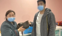 保洁阿姨拾金不昧，平凡善举彰显美德