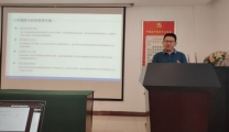 心理课堂进企业   构建职场“心”防线